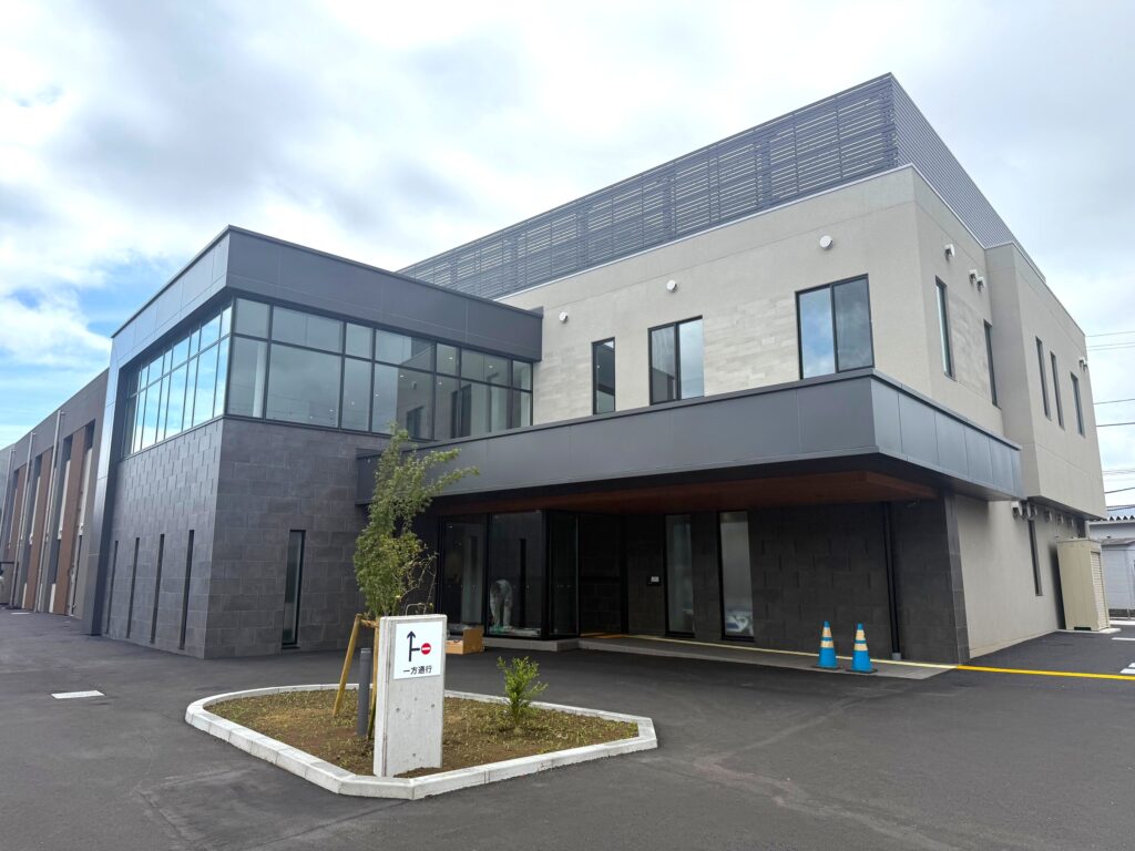 秦野市　透析クリニック　建築