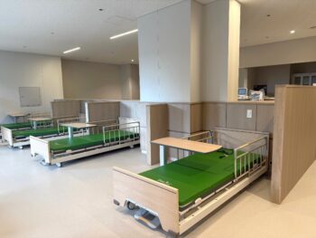 秦野市　透析クリニック